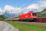 Am 5.Mai 2013 war 1016 013 bei St.Johann im Pongau mit EC 113 aus Frankfurt/Main Hbf auf dem Weg nach Klagenfurt Hbf.