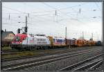 Werbetaurus 1016 047 Wiener Stdtische steht mit einem Bauzug im Bahnhof Knittelfeld.
20.10.2007