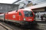 Am HBF in Mnchen ging die 1016 011  ZugKraft Roco  auf Reise Richtung Klagenfurt HBF.