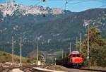 Planstrom auf der Pyhrnbahn. 1020.37 erreicht den Bahnhof in Spital am Phyrn. Die Aufnahme entstand am 04.10.2010.