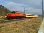 DDie 1020 018-6 der Lienzer Eisenbahnfreunde am 1.3.2015 mit SGAG 96588 von Ebenfurth nach Lienz.