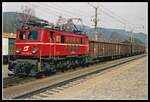 1040 015 mit Güterzug in Kindberg am 5.03.2002.