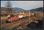 1042 514 mit Güterzug bei Leoben am 4.03.2002. An dieser Stelle befindet sich jetzt die Haltestelle  Leoben Lerchenfeld 