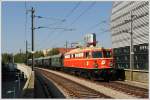 1042.23 bespannte am 27.8.2011 den REX 7390 „Leiser Berge“ von Wien Sd (Ostseite) bis Korneuburg.