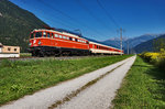 METRANS 1042.23 fährt mit dem SR 17064 (Spittal-Millstättersee - Lienz), bei Leßnig, nahe Kleblach-Lind vorüber.
Aufgenommen am 27.8.2016.