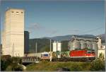 E-Loks 1044 072 und 1116 264  Euromotion  fahren mit einem Gterzug in Richtung Villach.