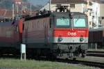 E-Lok 1044.005 der BB abgestellt im Bereich des Graz-Kflacher-Bahnhofes am 11.10.2008