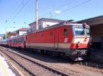 Am 13.Juni 2009 fuhr die 1044 092-3 mit dem OIC 259 von Wien Sd nach Maribor. Diese Aufnahme entstand im Bahnhof Mrzuschlag. Leider stand die  Schachbrett -1044er im Halbschatten.