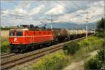 E-Lok 1044 040 fhrt mit Kesselzug 54507 von Wien Zvbf nach Villach Gvbf.
Zeltweg 7.8.2009