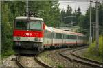 E-Lok 1044 103 fhrt mit EC 732 von Villach nach Wien Sd.
Zeltweg 9.8.2009