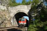 1044 006 bespannte am 1.9.2009 den OIC 259 nach Maribor, hier bei der durchfahrt Krausl-Tunnel.