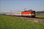 Mit dem IC 534  sterreichischer Stdtebund  von Lienz nach Wien Meidling, war am 30.04.2010 die 1044 053 unterwegs.