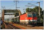 Die Nostalgie der Zukunft - gewhnt Euch schon Mal dran. 1044.028 mit dem Ernstbrunner REX7388 (Wbo-Ko); Wien/Erdbergerlnde, 21.8.2010.