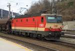 1044 117 steht am 31.03.2010 mit einem Gterzug in Bruck an der Mur.