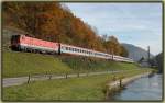 1044 012 bernahm am 26.10.2006 die Leistung des OIC 535  Stadtgalerie Klagenfurt  von Wien nach Villach Hbf. Die Aufnahme entstand kurz nach der Haltestelle Schlglmhl.