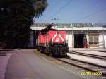 Eine Verschublokomotive der Reihe 1063 am 12.8.03 vor der Werkstatt am Bahnhof Bludenz