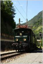 E-Lok 1080.01 fhrt mit Sonderzug R 16413 von Selzthal nach Hieflau. 
Hieflau 19.07.2008  