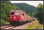 1110 006 mit Güterzug bei Pernegg am 23.05.2000.