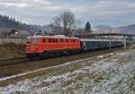 Heute den 15.12.2012 war die 1110 505 mit dem  sehr gut besuchten SD 14003 von Wien nach Graz unterwegs, aufgenommen in Stbing.

Fnf Minuten vor diesem Foto kam der 4024 037 in herrlichstem Sonnenlicht vorbei.
Bei diesem Zug wurde es uns das leider nicht vergnnt. ;(