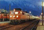 1110.526 mit D-1418, daneben 1110.505 mit D-10418 am 23.1.88 in Innsbruck Hbf.