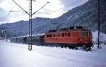 1110.502 ist im Januar 1980 auf dem Weg nach Garmisch-Partenkirchen, hier in Kaltenbrunn.