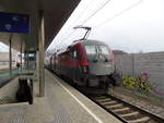 ÖBB 1116 214 mit dem RJX 165 von Zürich HB nach Budapest-Keleti, am 12.02.2020 in Salzburg Mülln-Altstadt.