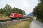 1116 193 mit dem EC 164  Transalpin  (Bischofshofen - Zürich HB) bei Terfens, 22.09.2019.