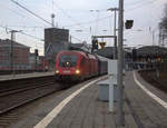 Taurus ÖBB 1116 095 von ÖBB kommt mit dem Nightjet aus Wien-Innsbruck(A) nach Brüssel(B) und steht in Aachen-Hbf.
Aufgenommen vom Bahnsteig 6 in Aachen-Hbf. 
Am Morgen vom 6.2.2020.