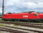 ÖBB 1116 105-8 abgestellt in Innsbruck Hbf. Aufgenommen am 19.09.2021