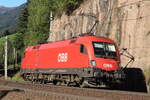 ÖBB 1116 043-1 als Lokzug Richtung Innsbruck Hbf bei der Talfahrt.