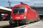 1116 268-2 stand am 15.08.07 mit einem EC auf Gleis 11 des Münchener HBFs.