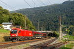 ÖBB 1116 127 mit RJX 862 von Wien nach Bregenz an die Arlberg-Westrampe bei Dalaas - 11.08.2022