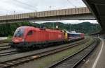 1116 187 mit einen Messzug in Kufstein am 29.05.2013
