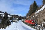 1116 081 passes Gries am Brenner whilst working RoLa train 52449 from Worgl to brennero, 2 Feb 2015