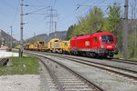 1116 086 mit Güterzug in Steyrling am 21.04.2016.