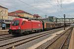 Am 28.08.2015 bespannte 1116 133 einen gemischten Güterzug nach Nürnberg Rbf, als sie durch Regensburg Hbf in Richtung Norden fuhr.