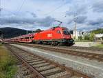 1116 068-8 durchfährt mit Autotransportzug den Bhf. Treibach-Althofen; 170903