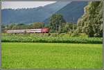 Die 1116 117 bringt am 17.06.05 den OEC669  weiterwissen.at  von Bregenz ber Stainach-Irdning nach Graz.