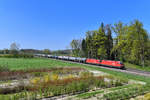 1116 099 + 1116 115 mit einem Kesselzug am 19.04.2018 bei Zell an der Pram. 