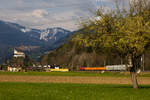 Eine 1116 mit nem kurzen Güterzug bei Rankweil. 16.4.21