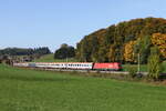 1116 082 mit einem  EC  aus München kommend am 15. Oktober 2025 bei Axdorf im Chiemgau.