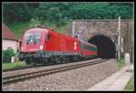 1116.047 hat am 30.08.2002 mit IC539 soeben den Annabergtunnel bei St.Michel verlassen.