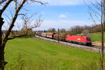 1116 053 �BB mit einem gemischten G�terzug bei Postbauer-Heng Richtung Regensburg, 14.04.2022