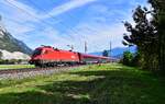 1116 039 mit dem RJX 19912 (Budapest-Keleti - Bregenz) am 20.09.2026 bei Kematen in Tirol.