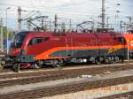 Es mu nicht immer eine EM-Lok sein; auch der Railjet-Taurus 1116 200-5  Spirit of Vienna  macht in der Nachmittagssonne des 19.4.2008 auf dem Zentralverschiebebahnhof eine ausgezeichnete Figur.