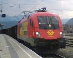 GySEV 1116 060 mit einen Gtertug bei der Durchfahrt in Villach Westbahnhof