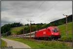 Da zwischen Mrzzuschlag und Spital am Semmering grerer Bauarbeiten am Gleiskrper durchgefhrt werden ist der Betrieb nur eingleisig mglich. 1116 040 mit dem 536 vor Spital am Semmering. 20.08.2008