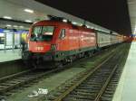 1116 216 hat gerade mit ihrem IC den Bahnhof Hamburg-Altona erreicht. (11.12.08)