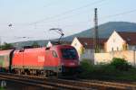 ... und  Nachhilfe  leistete 1116 163-5 am Ende von EC 112...(23.04.2009, auf Hhe des Zwingenbergs). 