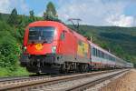 Wegen eines technischen Defekts konnte die neue Gysev Werbelok 1116 504  Haydn  leider nicht mehr ihren weiteren Umlauf fahren. So kam die 1116 064 am Intercity 640 zum Einsatz;-( Tullnerbach, 15.8.2009.